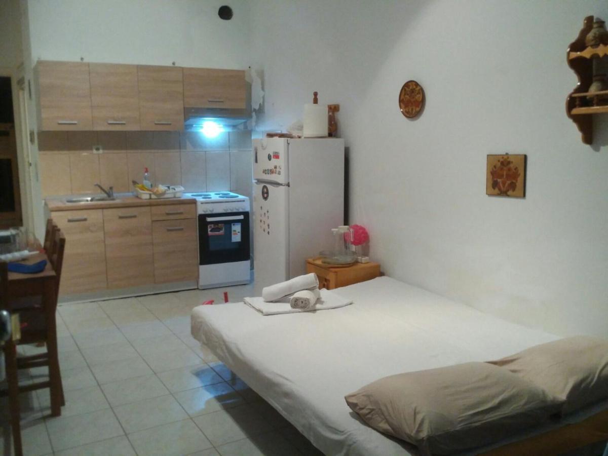 Cosy Family Apartment Near The Sea Полихроно Екстериор снимка