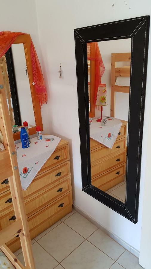 Cosy Family Apartment Near The Sea Полихроно Екстериор снимка