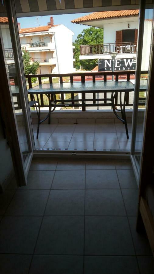 Cosy Family Apartment Near The Sea Полихроно Екстериор снимка