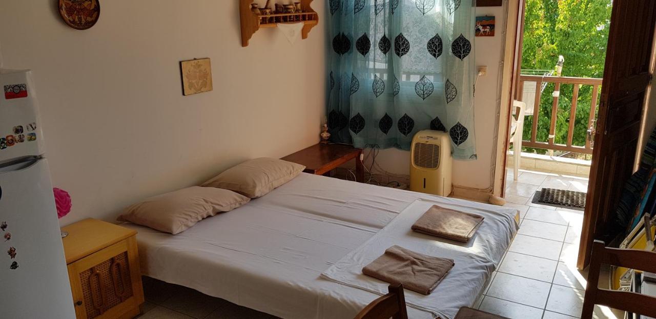 Cosy Family Apartment Near The Sea Полихроно Екстериор снимка